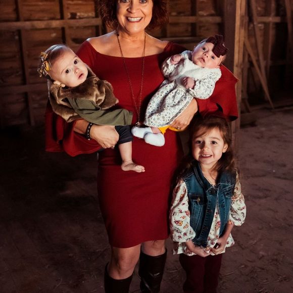 Meet your Posher, Amy - Picture 1 of 1